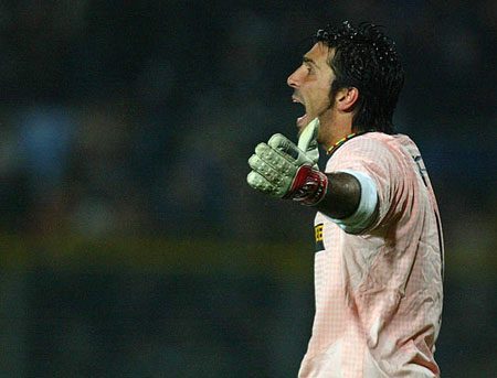 都体：前尤文主席阿涅利禁职期已结束，但他目前无意回归足球（都灵体育报：前尤文主席阿涅利禁令期满，暂不打算重返足坛）